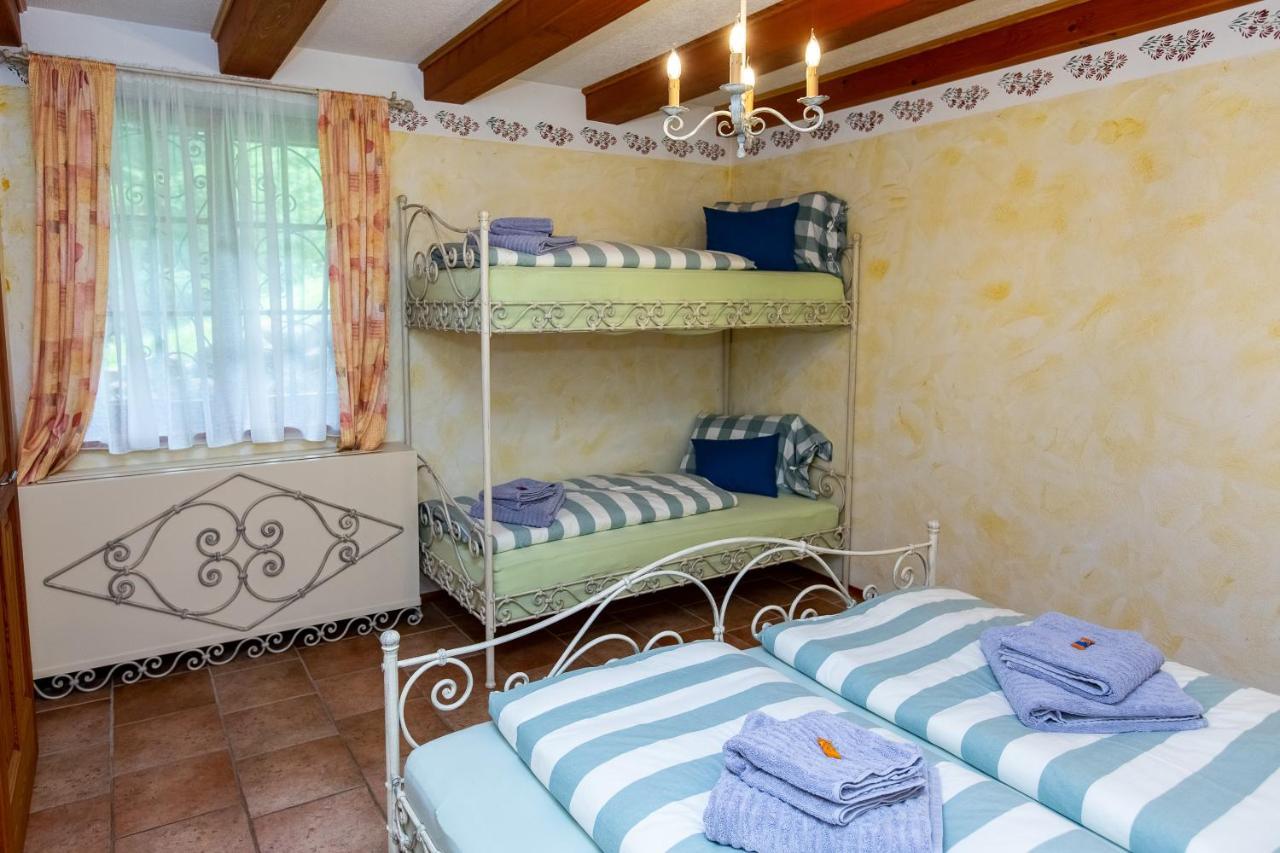 Apartment Pod Skalco Jesenice Eksteriør billede